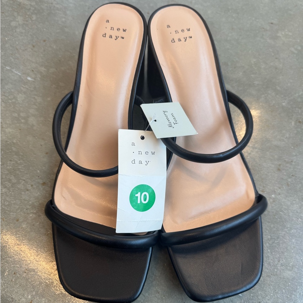 a new day heels size 10